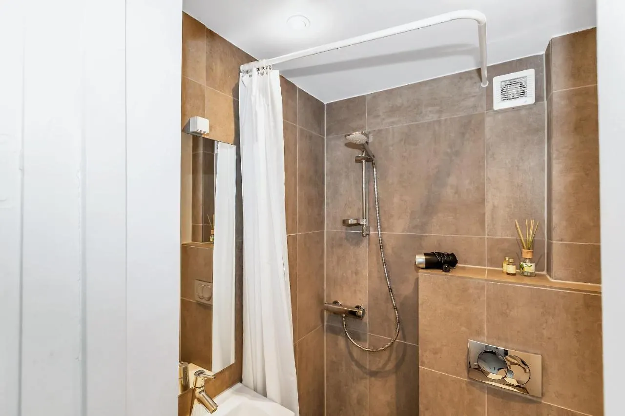 Plads Til 4 Personer - 5 Minutter Fra Friluftsbad Apartment Aalborg